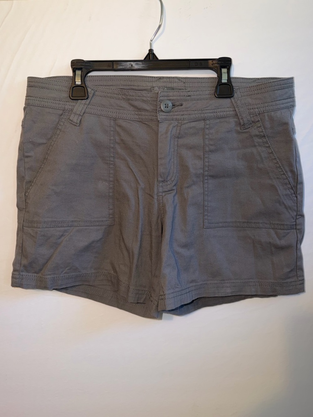 Prana Women’s Casual organic Cotton gray short size 8